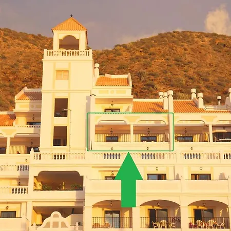 2-bedroom 4-star In Christianos Los Cristianos (Tenerife)