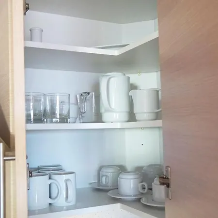 2-bedroom 4-star In Christianos Apartment