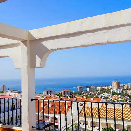 2-bedroom 4-star In Christianos Apartment