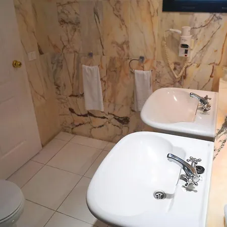 2-bedroom 4-star In Christianos *