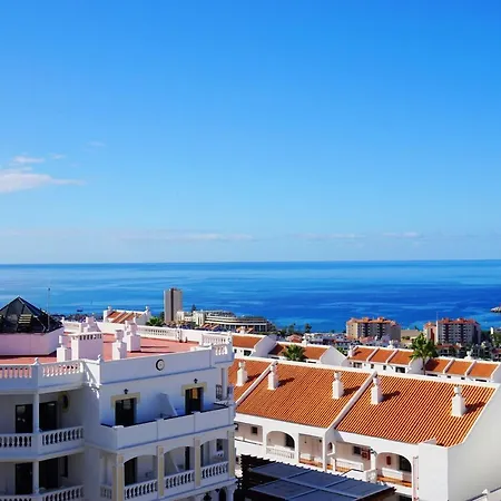 2-bedroom 4-star In Christianos Los Cristianos (Tenerife)